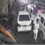 राजधानी रायपुर में बदमाशों की दबंगई, पुलिस पेट्रोलिंग वाहन की खुली खिड़की से मोबाइल-बीट डायरी निकाली